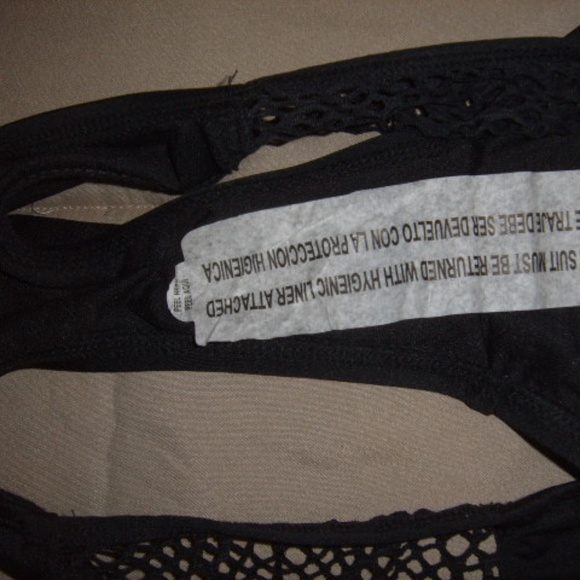 Bikini Bottom - Picture 3 of 3